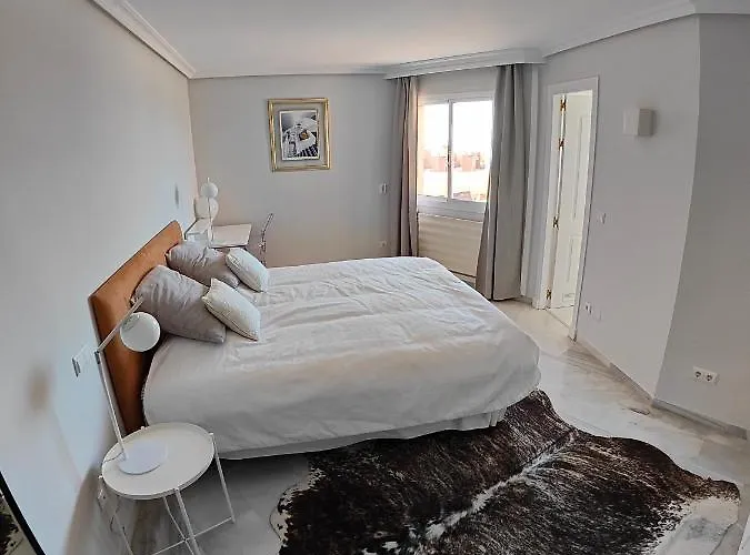 La Reserva De Penthouse マルベーリャ