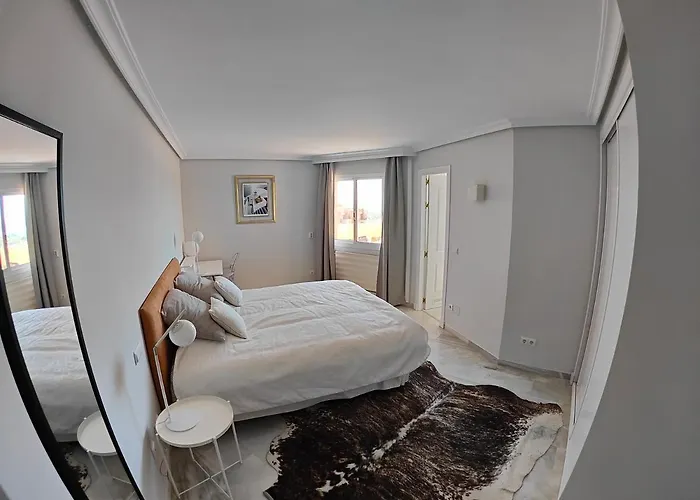 La Reserva De Penthouse マルベーリャ